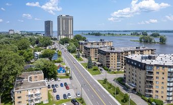 Rue Notre-Dame à Repentigny, au Québec