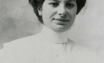 Dorothy Dworkin in nurses’ uniform, c. 1909.