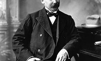 Sir Clifford Sifton, politician