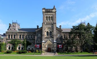 University College building at U of T