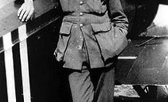 Arthur Roy Brown, pilot