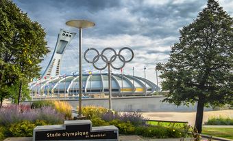 Montréal Olympic Stadium and rings