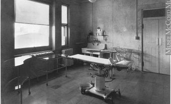 Photo d'une salle d'accouchement
