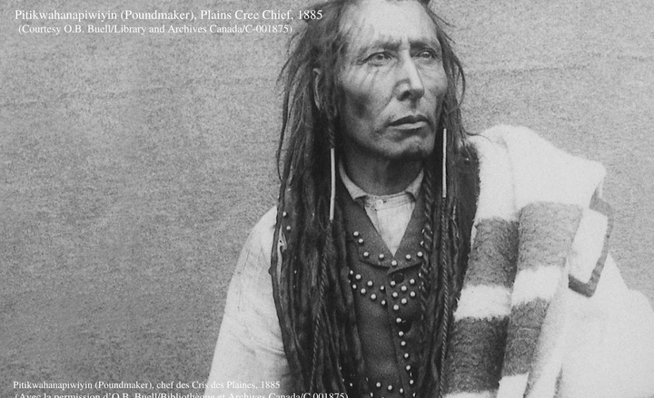 Pitikwahanapiwiyin (Poundmaker), chef des Cris des Plaines, 1885